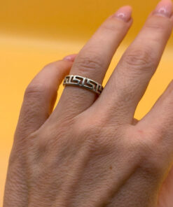 Beautiful sterling silver ring Uk size L