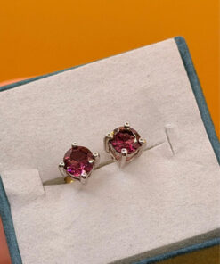 Vintage sterling silver stud earrings featuring tourmaline or cubic zirconia#145
