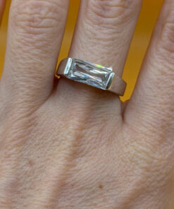 Large cubic zirconia vintage sterling silver ring, size Q #147
