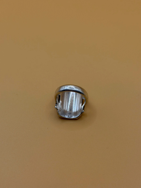 Heavy 925 silver ring, size K½.