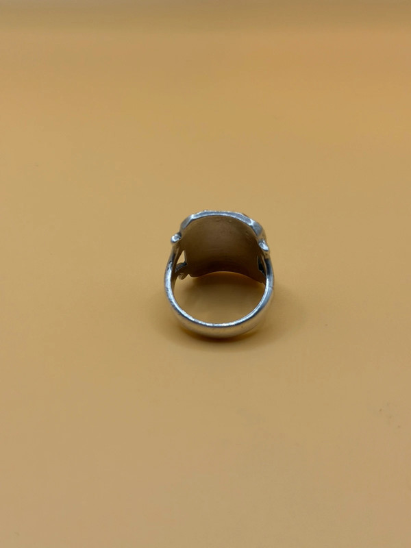 Heavy 925 silver ring, size K½.