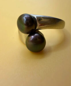 Sterling silver ring with round rare Tahitian pearls – size K