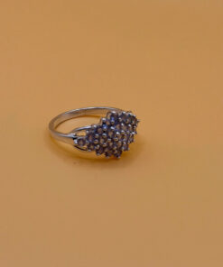 Incredible silver ring, size K, with natural amethysts