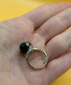 Cupronickel ring with a sulfur stone (possibly onyx), UK size K