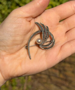 Sterling silver brooch with marcasite and pearls, Flower brooch, Brooch with leaf