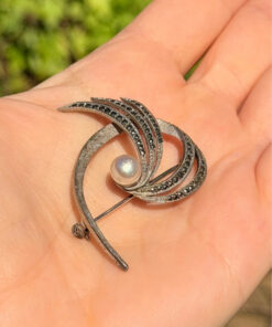 Sterling silver brooch with marcasite and pearls, Flower brooch, Brooch with leaf