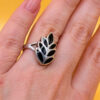sterling silver ring leaf ring featuring a black onyx inlay Uk size J 1/2#141