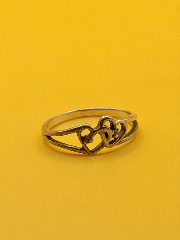 Sterling silver ring Uk size N