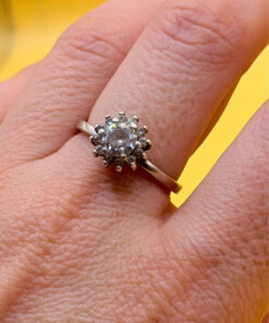 Vintage silver ring Uk size with CZ N#20