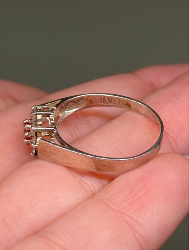 Silver ring with lab-created ruby, size P#4