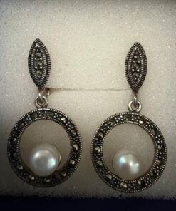 Beautiful silver earrings with marcasite and natural pearls