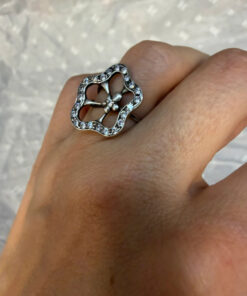 Sparkling flower Sterling silver ring Uk size L