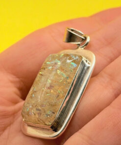 Sterling silver 925 pendant, resin with opal chips