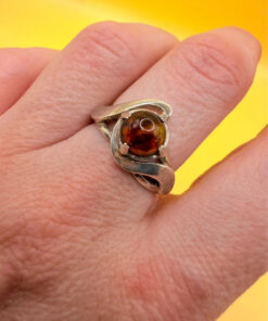 Stunning new sterling silver ring with amber, size O