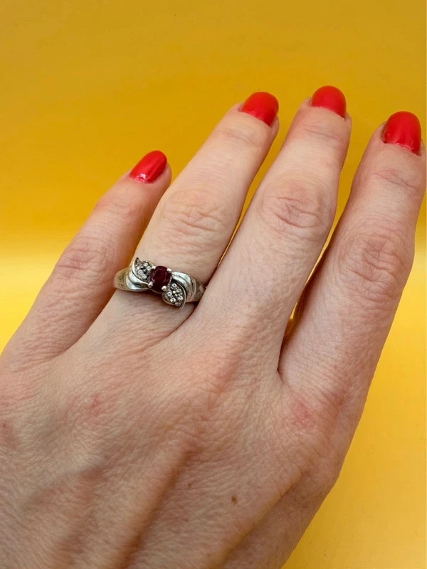 Vintage Soviet Ruby Sterling silver ring Uk size K#27
