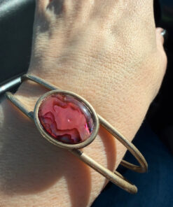 Vintage Oval pink Abalone Bangle.