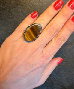 Vintage sterling silver ring Uk size K oval-shaped Tiger's Eye