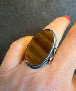 Vintage sterling silver ring Uk size K oval-shaped Tiger's Eye