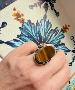 Vintage sterling silver ring Uk size K oval-shaped Tiger's Eye
