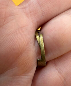 Size L, adjustable ring with black beads