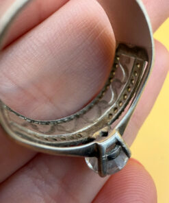 Sterling silver ring Uk size R