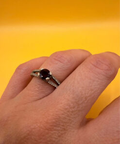 Sterling silver ring with natural garnet Uk size O#117