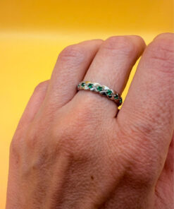 Stunning sterling silver ring with green stones Uk size O#146