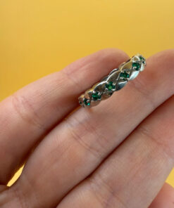Stunning sterling silver ring with green stones Uk size O