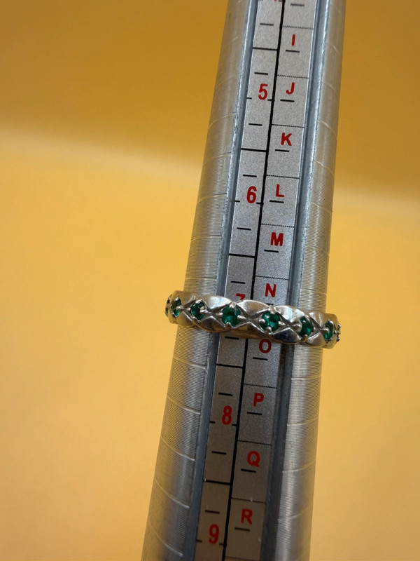 Stunning sterling silver ring with green stones Uk size O#146