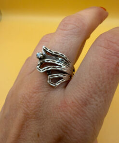 Unusual fashion sterling silver ring Uk P weight 4gr