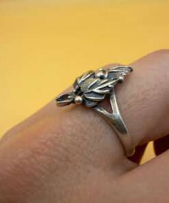 Soviet-era ring, 90s, sterling silver, grape motif, UK size P