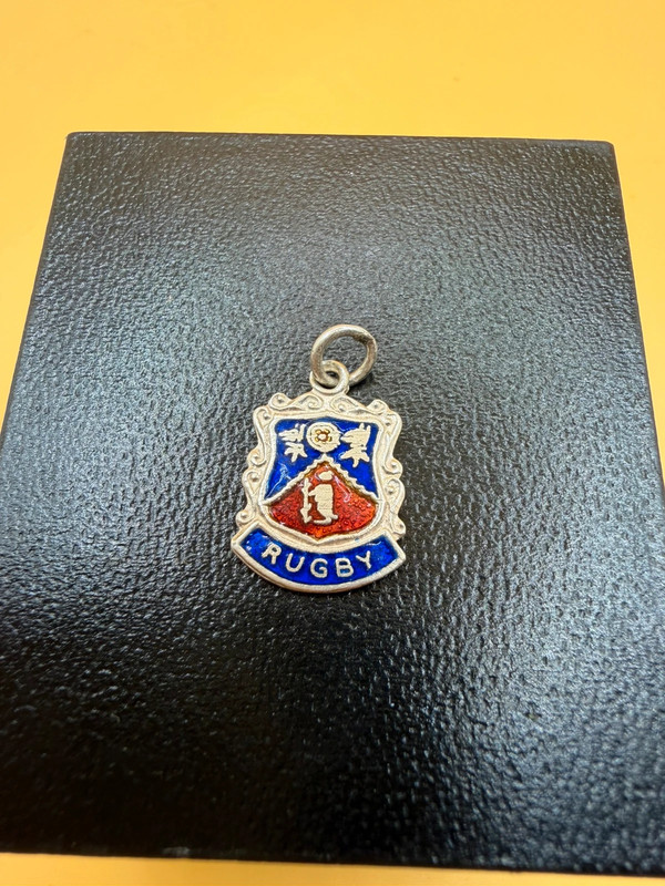 Vintage 925 Sterling Silver Rugby Enamel Shield#39