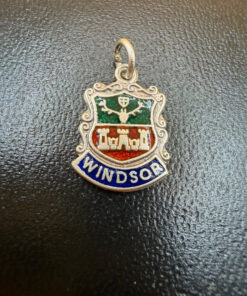 vintage english sterling silver enamel windsor castle fob charm pendant bracelet39
