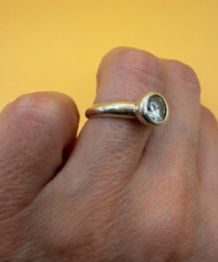 Beautiful sterling silver ring Uk size M with round CZ