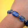 Silver bracelet with an incredibly beautiful natural kyanite, 19 centimeters in size.#39