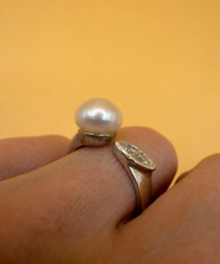Sterling silver ring with pearl Uk size L 1/2 #111