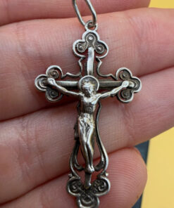 Vintage sterling silver religious cross#134
