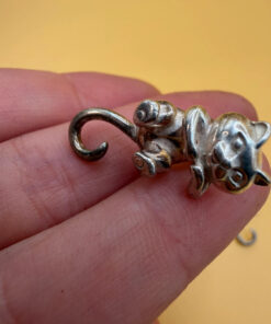 Sterling Silver Cat Clinging earrings Front back Cat Pet Lover Unique