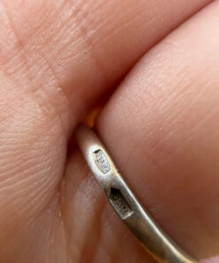 Uk size J vintage incredible sterling silver ring with sparkling CZ
