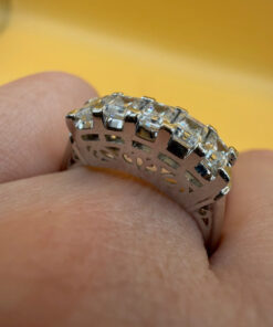 Incredible ring with high-quality cubic zirconia, size S, 925 sterling silver