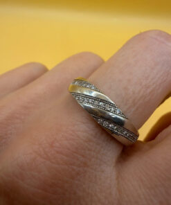 Sterling silver ring Uk size P