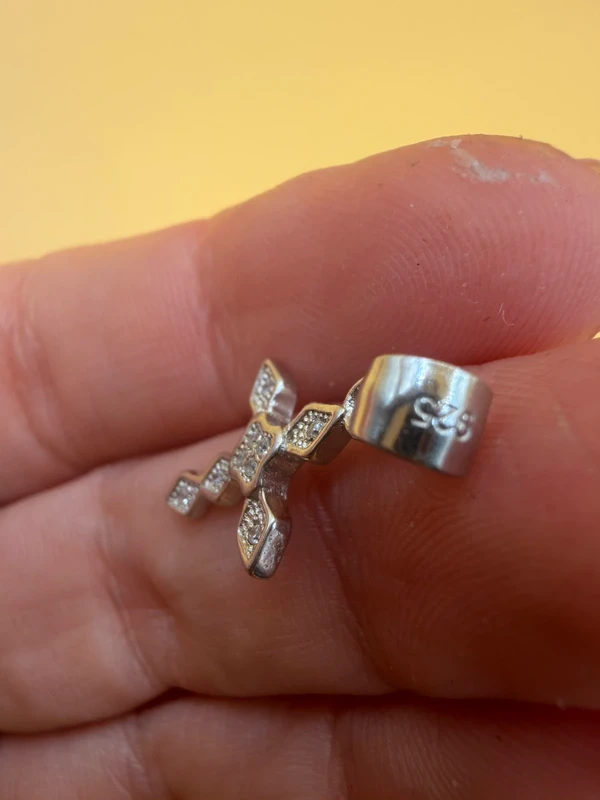Incredible Sterling silver cross#101