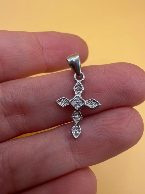 Incredible Sterling silver cross#101