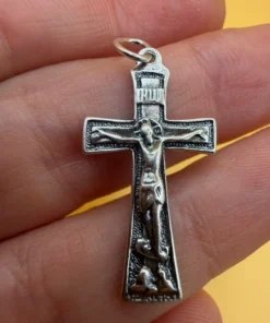 Vintage Sterling silver cross#101
