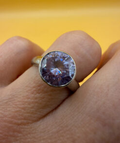 Silver ring with synthetic spinel, lilac color, size J.#119