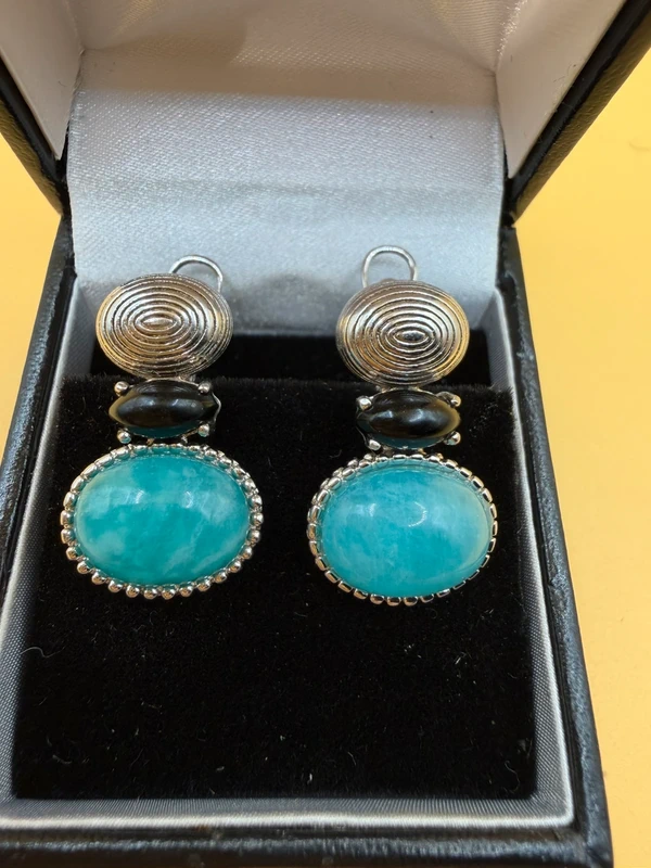 Unusual earrings. Sterling silver (925) with onyx and larimar.#152