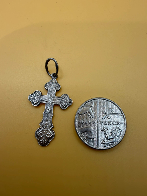Vintage sterling silver “ safe and protect”#146