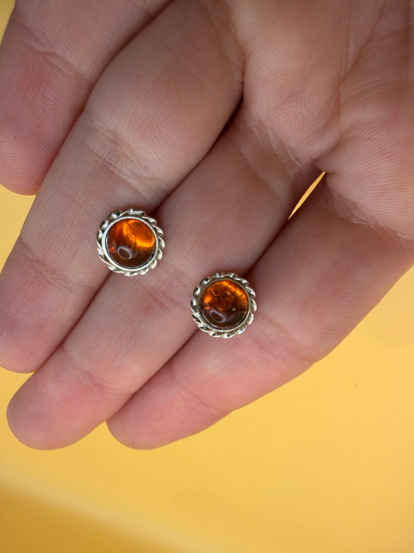Vintage Whitney Kelly Round Stud Earrings in Silver and Cognac Amber