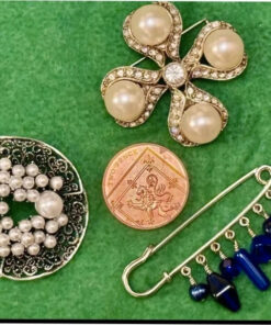 Mixed Lot of 3x Beautiful Vintage Brooches. Excellent Condition.