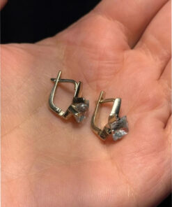 14k Gold earrings with natural topaz